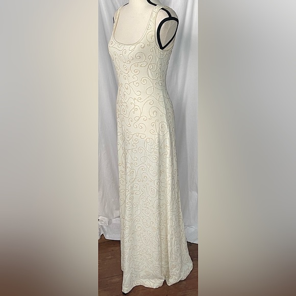 Alexia Admor Beaded Gown | NWT | Size Small - Picture 12 of 16